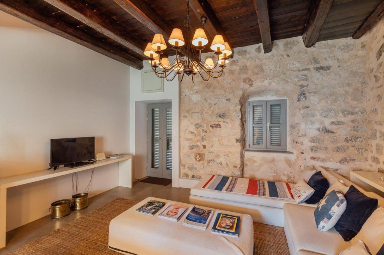 18Th Century Villa In The Unesco Bay Of Kotor Bagian luar foto